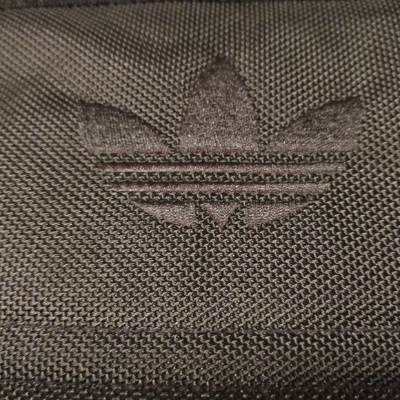 Adidas Messenger Bag - Picture 9 of 9